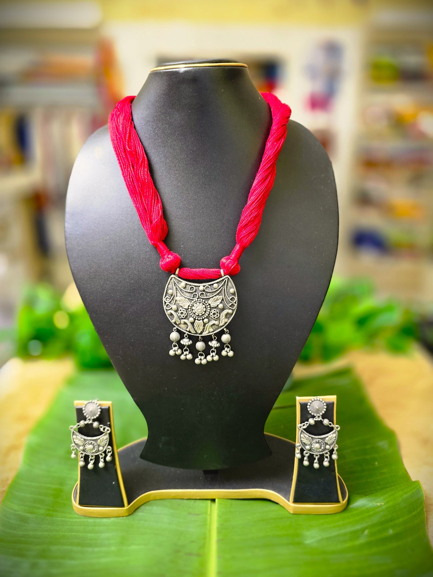 Dheu Bohemian Necklace Set
