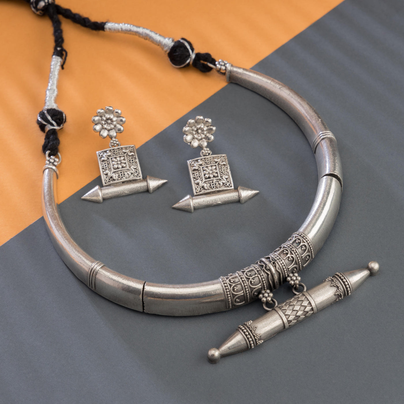 Dheu Necklace & Earrings Combo