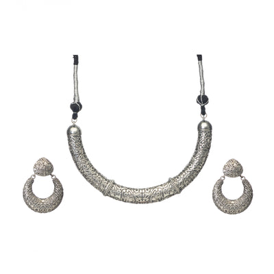 Dheu Necklace & Earrings Combo
