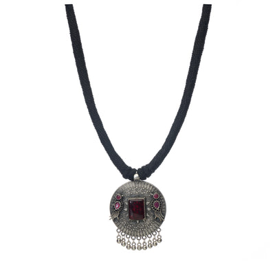 Dheu Necklace