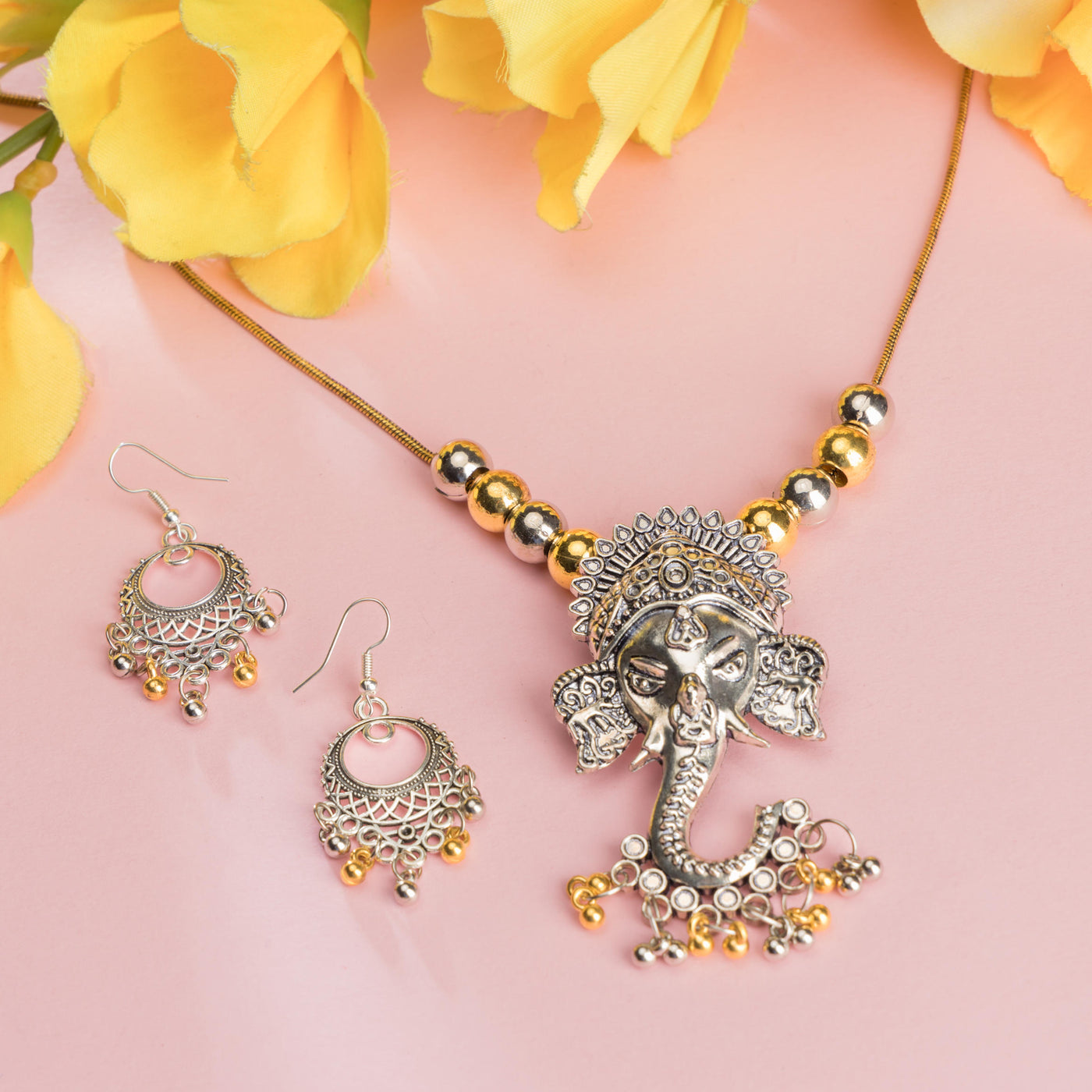 Dheu Necklace & Earrings Combo