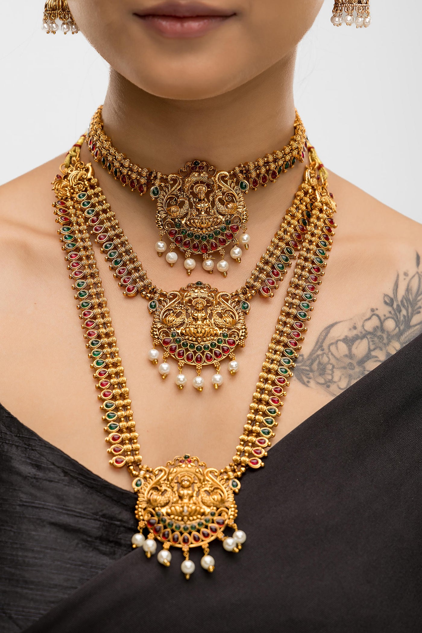 Dheu Golden Necklace & Earrings Combo