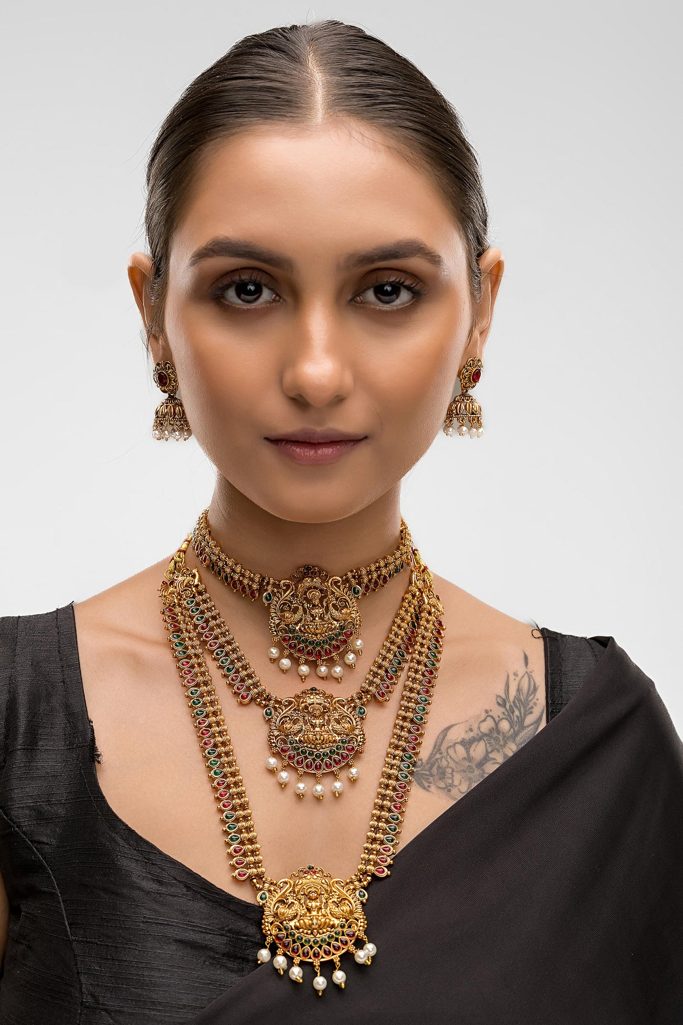 Dheu Golden Necklace & Earrings Combo