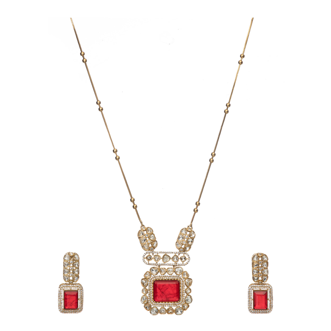 Dheu Golden Pendant Necklace Set