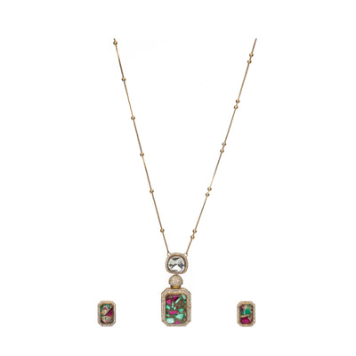 Dheu Golden Pendant Necklace Set