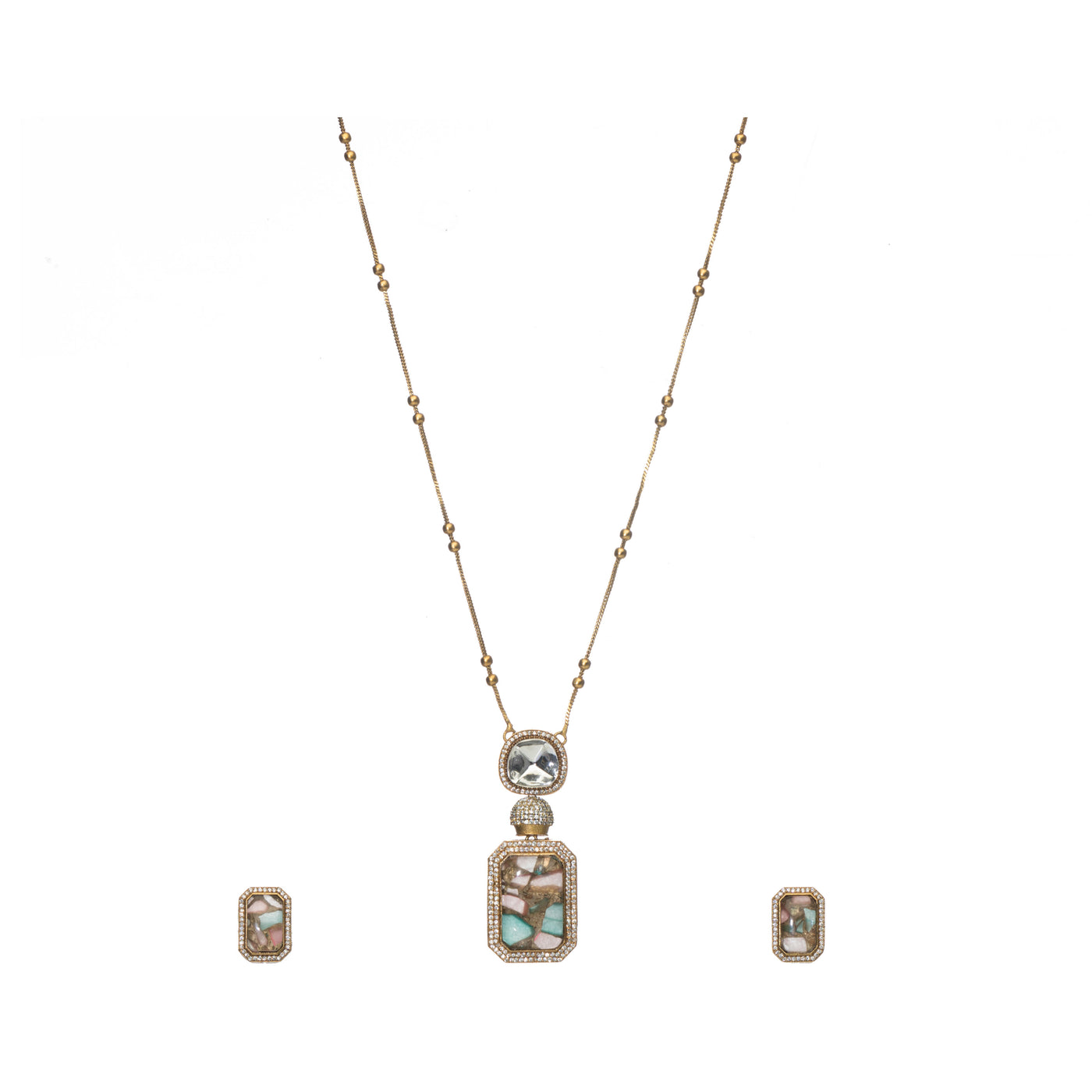 Dheu Golden Pendant Necklace Set