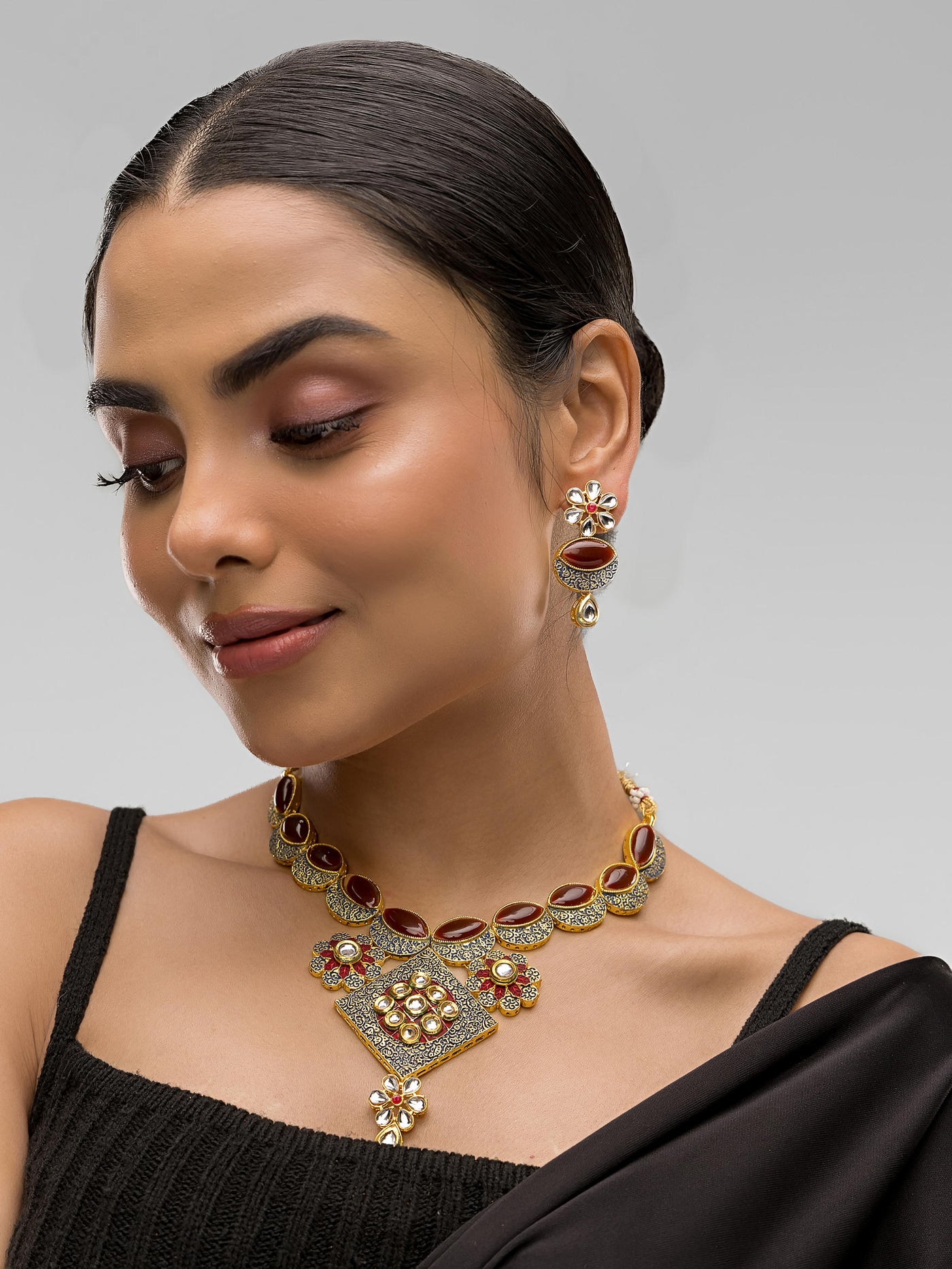 Dheu Designer Necklace & Earrings Combo