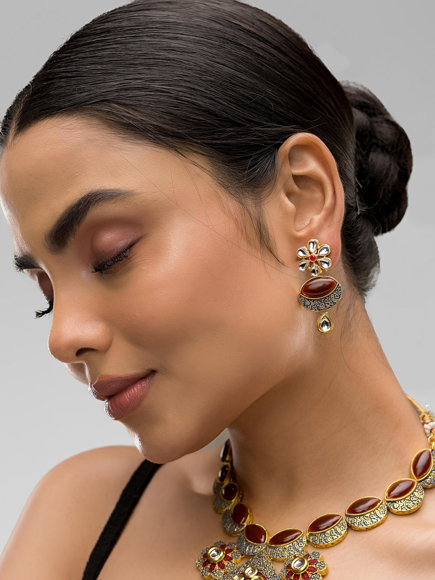 Dheu Designer Necklace & Earrings Combo