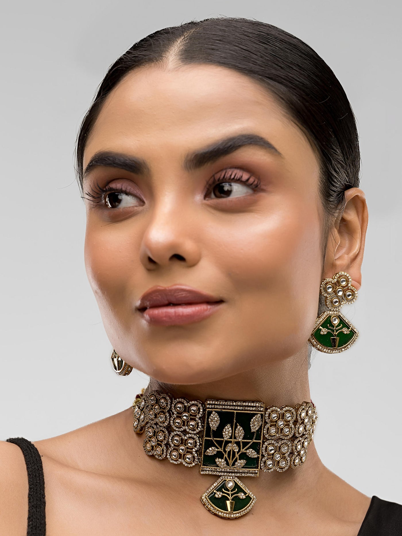 Dheu Designer Necklace & Earrings Combo