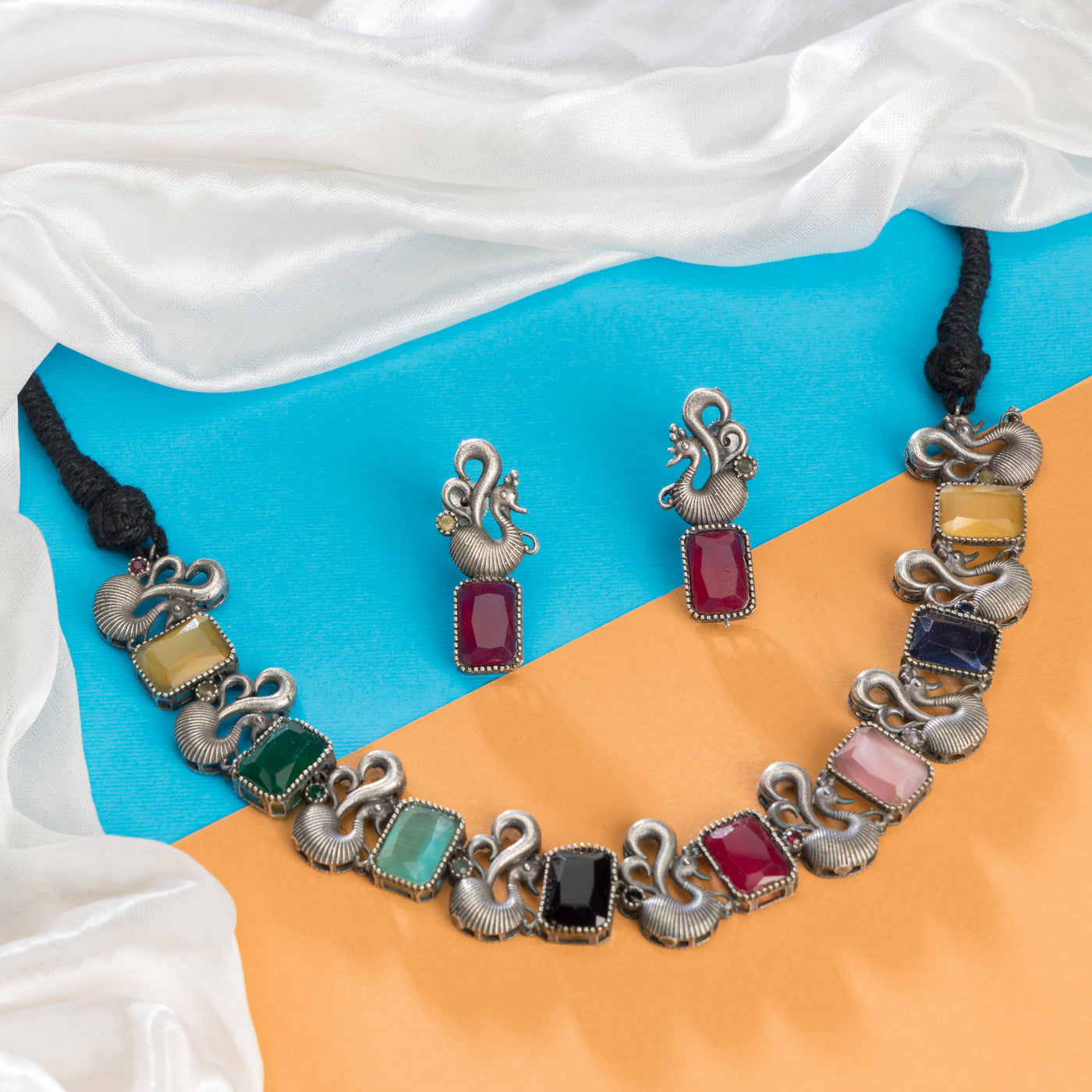 Dheu Necklace & Earrings Combo