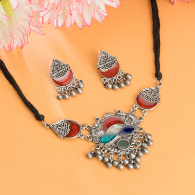 Dheu Necklace & Earrings Combo