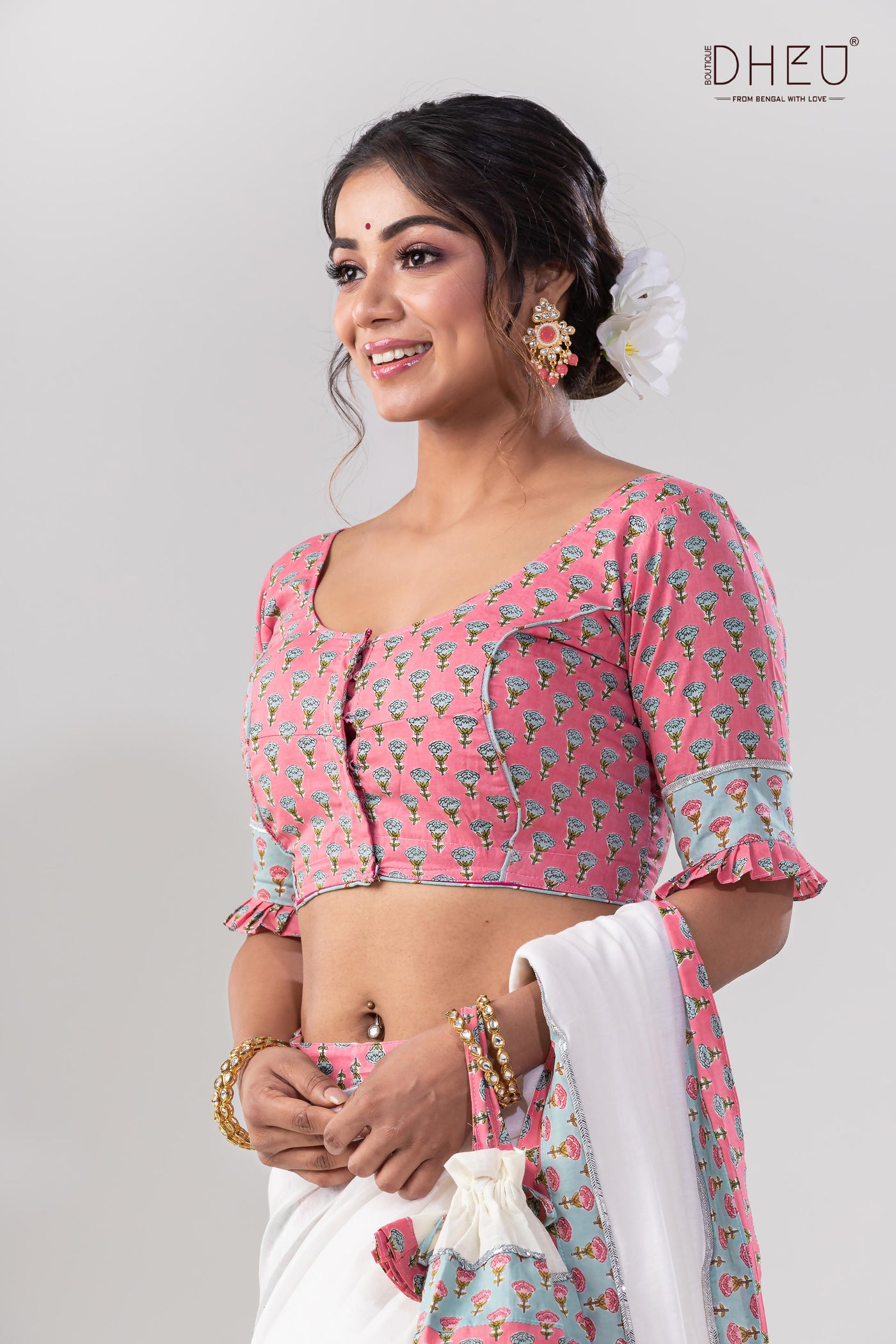 Dheu Exclusive -Designer Mekhela Sador