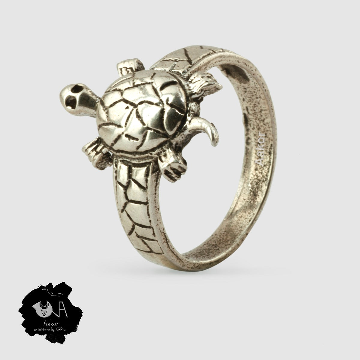 Pure Silver Handcrafted Lucky Tortoise Ring - Boutique Dheu