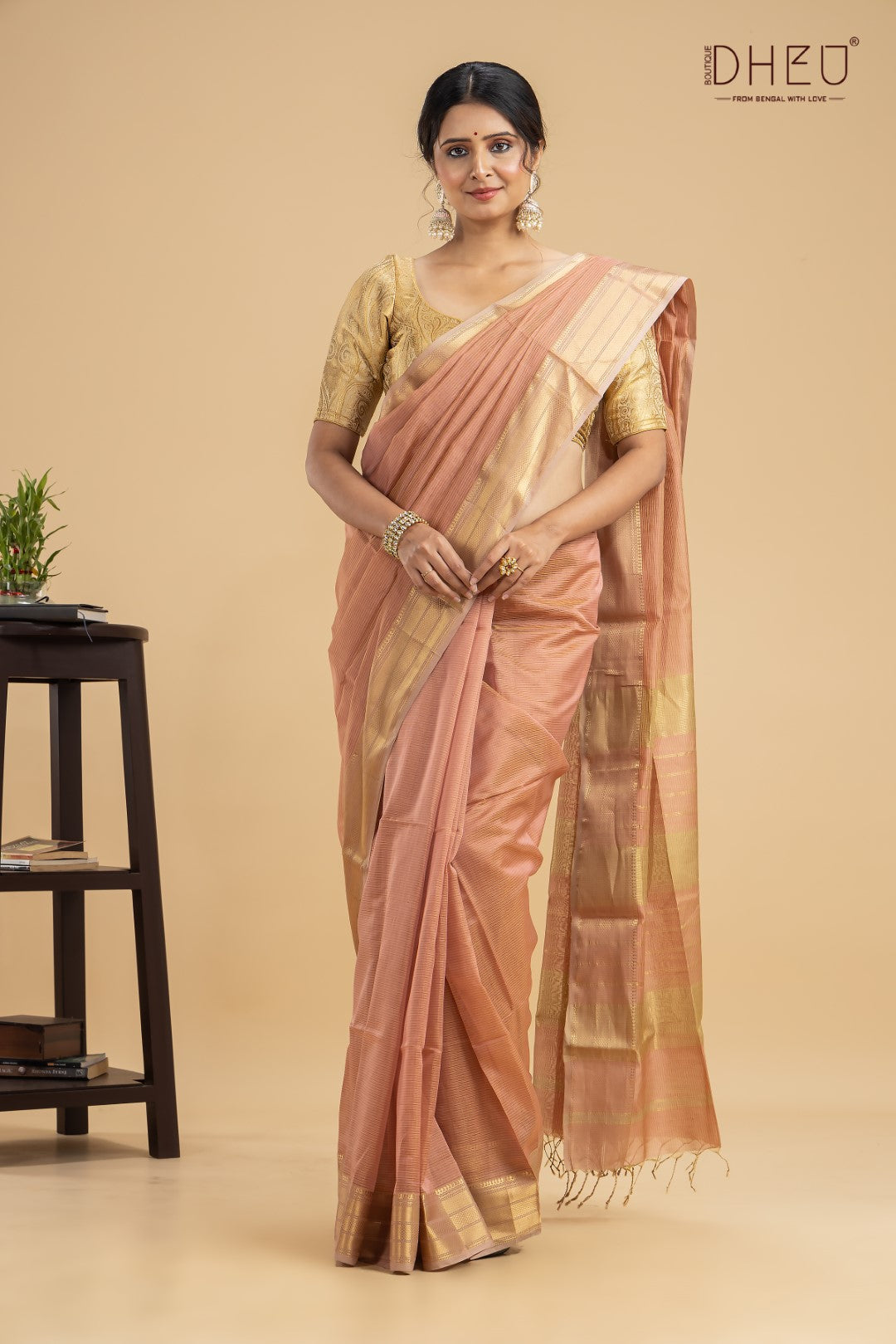 Designer handloom silk saree at lowest cost only at dheu.in