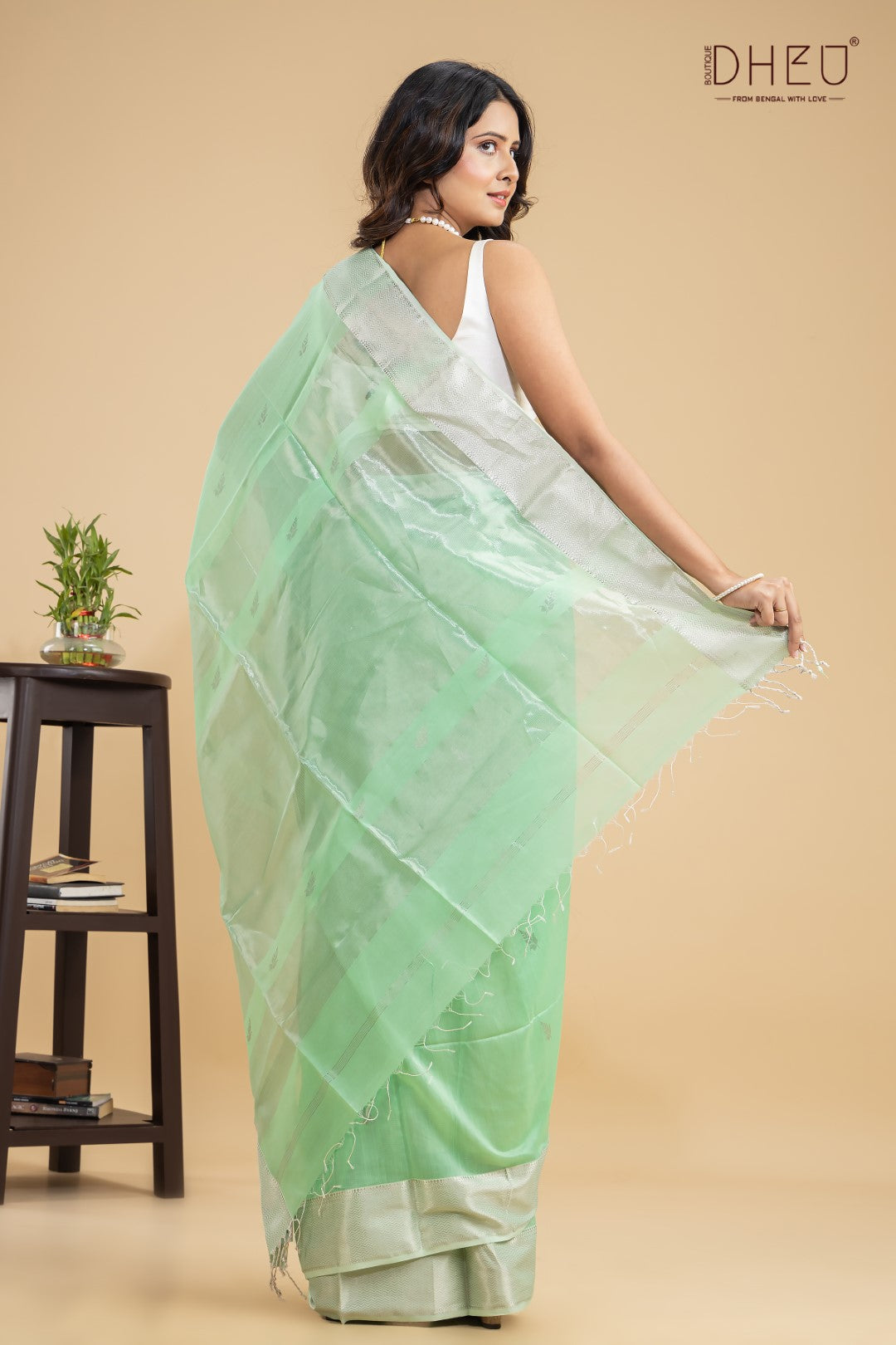 Northern Emerald- Maheswari Silk Saree