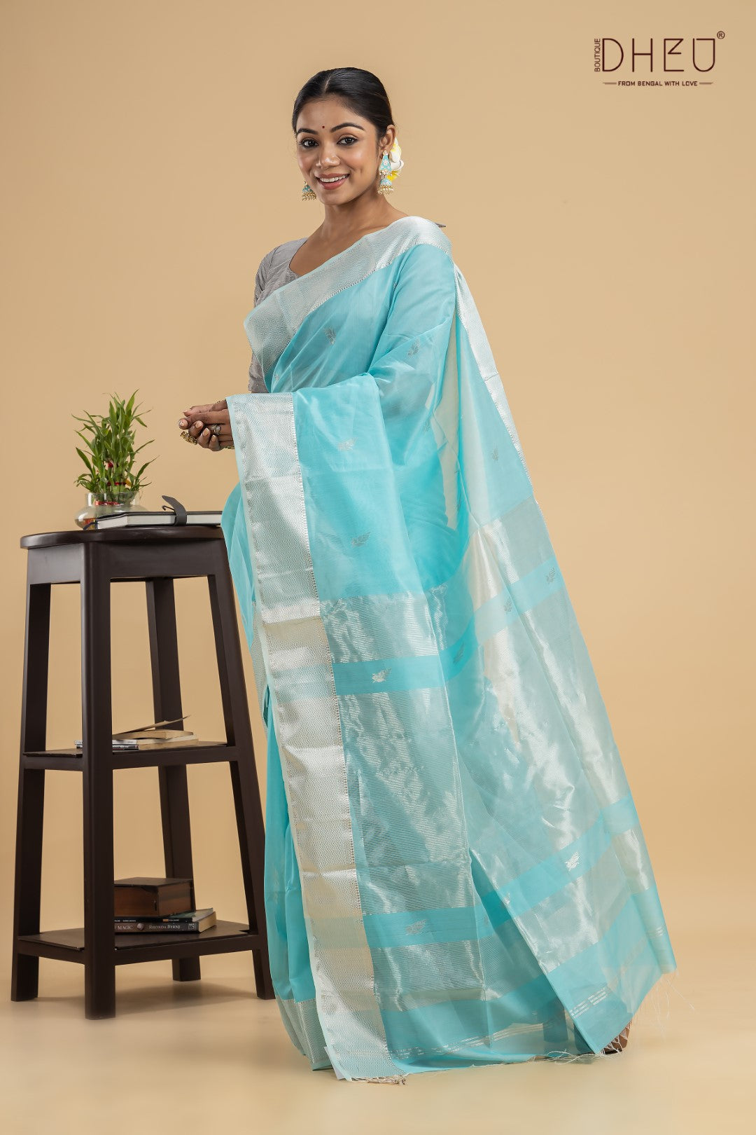 CALIFORNIA SCRUB-JAY- Maheswari Silk Saree