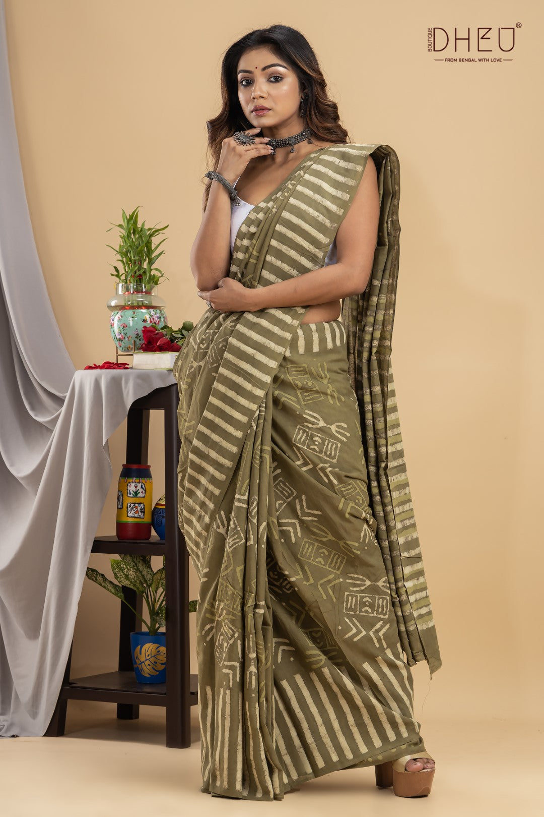 Designer Handloom  Cotton with Ajrakh print saree at lowest price at dheu.in