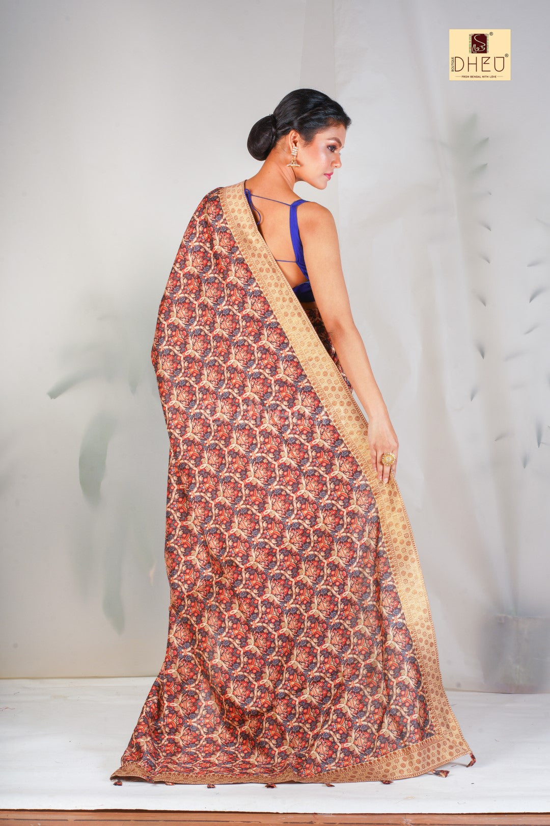 Kari o Kamal - Designer Saree