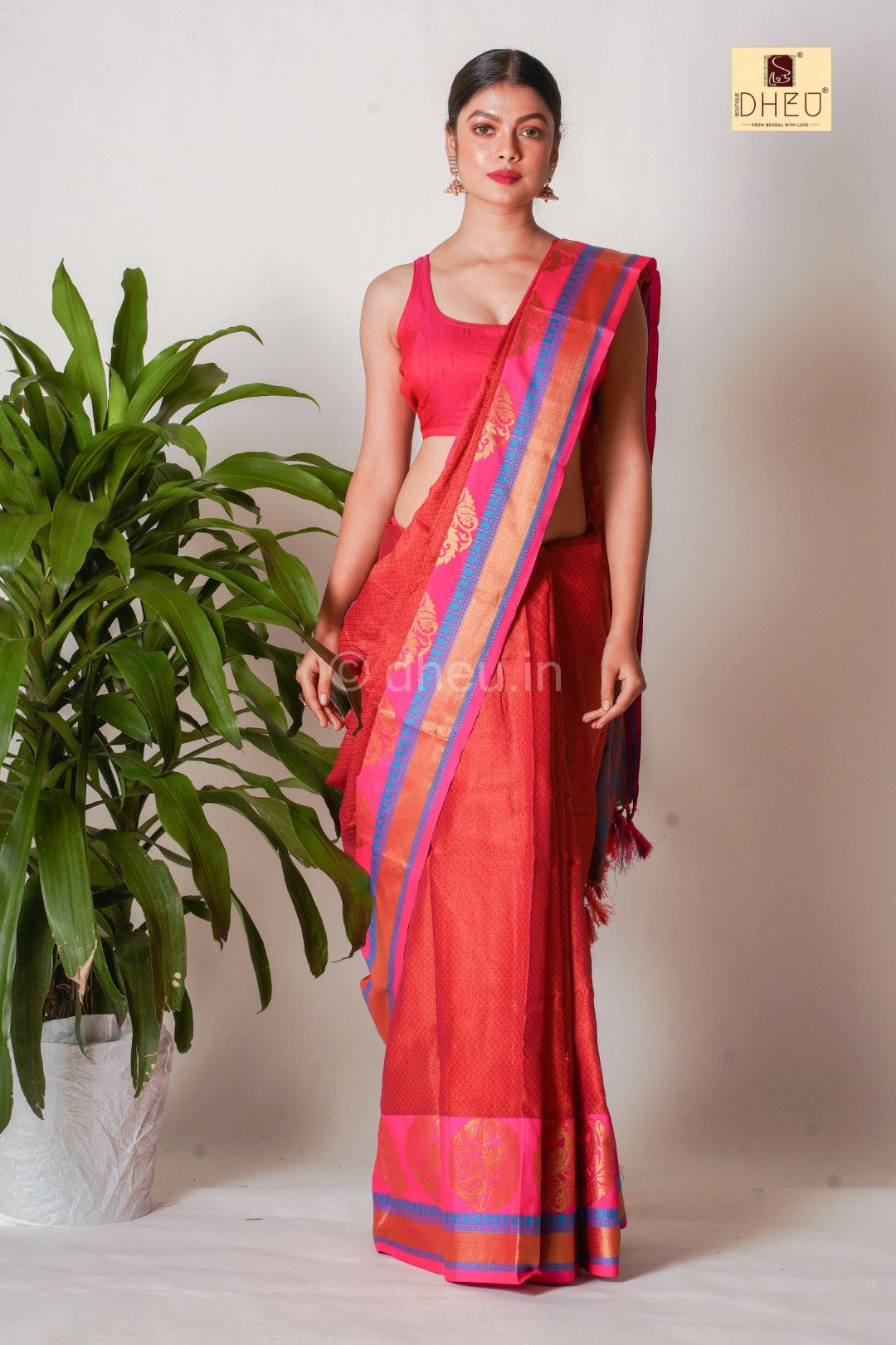 Designer handloom brocade silk saree at lowest cost only at dheu.in