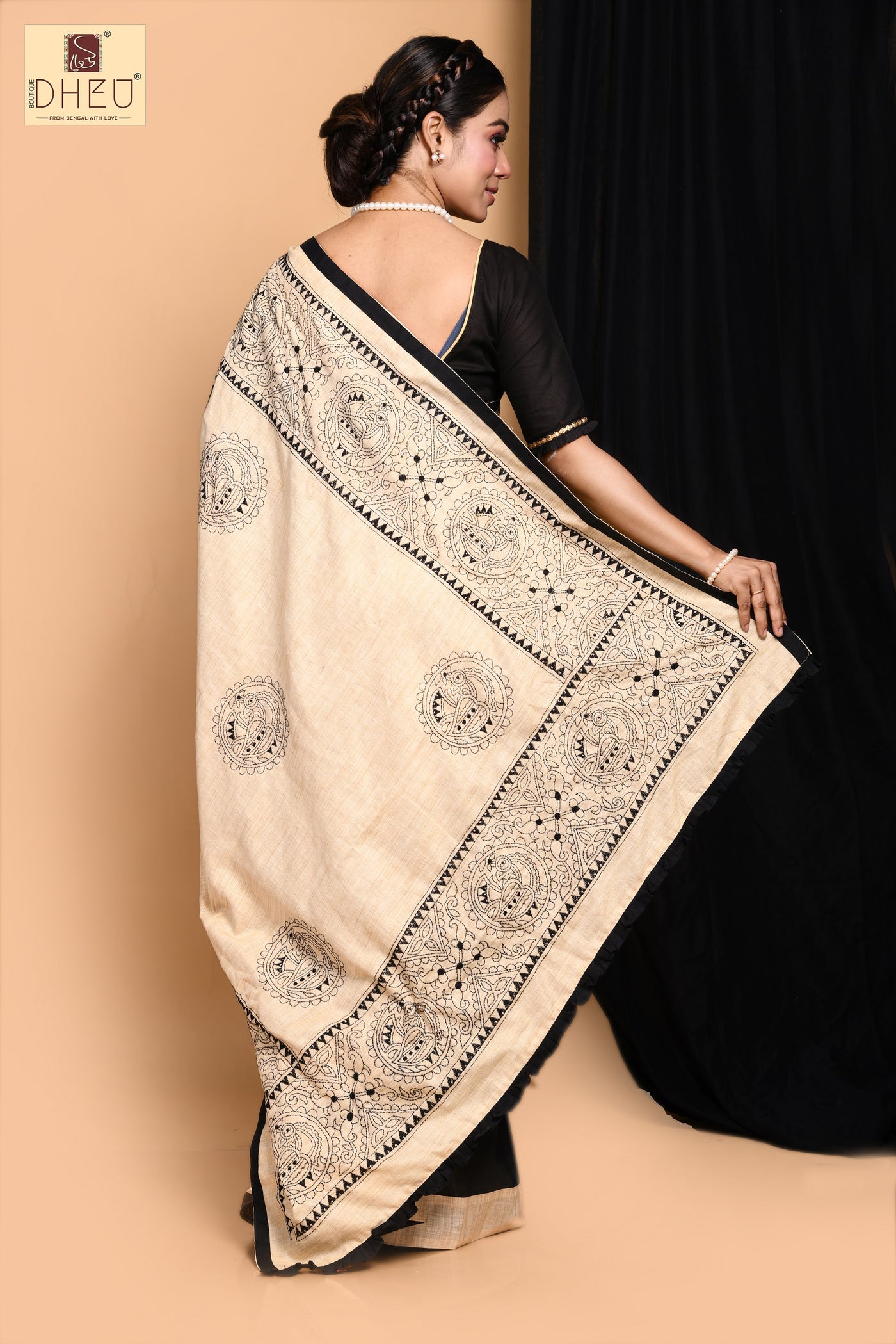 Raj kahini -Hand crafted kantha saree